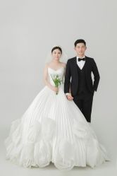 -Mu慕婚纱摄影·超级工作室