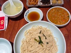 -裕兴记•蟹黄面馆(人民广场店)