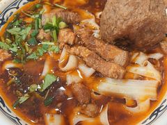 小炖肉刀削面-老门刀削面(小酱坊店)