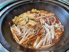 酱炖鱼头-燕北云山·农家菜·灶台鱼(密云溪翁庄店)