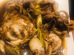 -臻鲜燕海鲜融合餐厅(金陵style店)