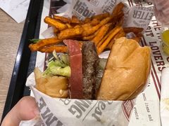 -The Habit Burger Grill 哈比特汉堡(爱琴海店)