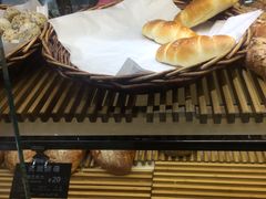罗颂海盐面包-皇后西斯汀饼店(文化路店)