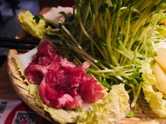 黑猪灼泉水时蔬-吃饭皇帝大(解放西路店)