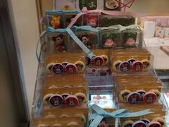 -花花卷卷·鲜食蛋糕(静安久光百货店)
