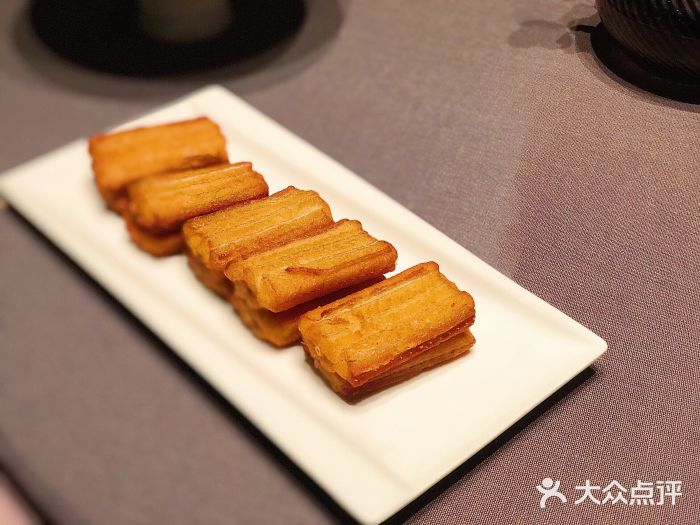 新荣记(BFC外滩金融中心店)黄金脆带鱼图片