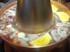 -京悦南门涮羊肉·羊蝎子火锅(田林路店)