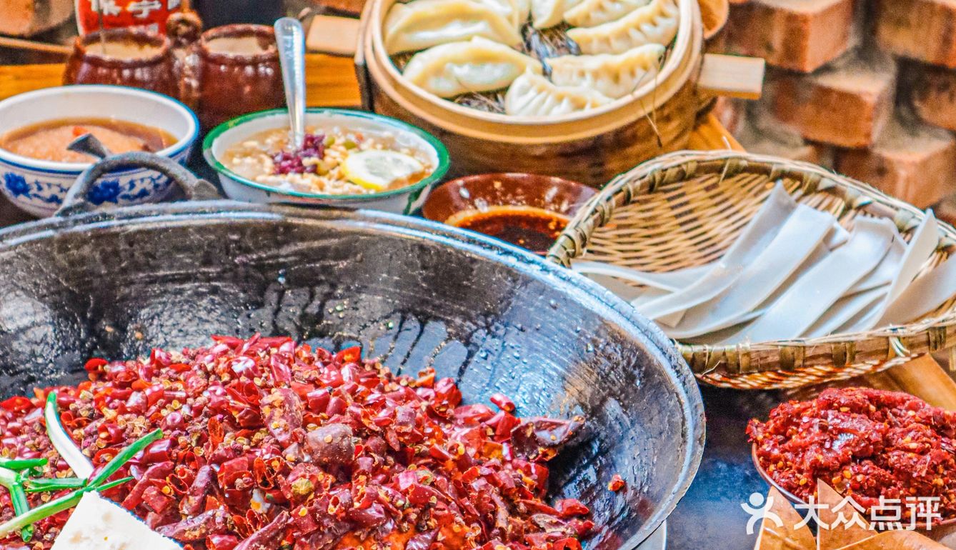 重庆美食｜在火锅店吃汤汁水饺是什么体验？