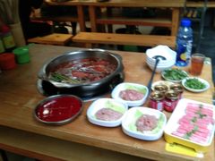 -李记称盘牛杂串串(广厦店)
