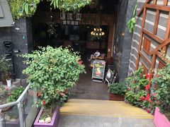 -别院里音乐餐酒吧(双流航空港店)
