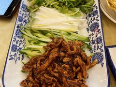 -鹤乡东北菜(崮山路店)