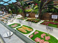 -川骄海鲜自助(王府井奥莱UP TOWN店原世界之花店)