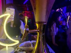 -UP嘻哈酒吧(粉巢店)