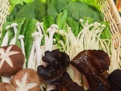 -重庆德庄火锅(体育中心店)