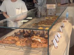 -VERIE BAKEHOUSE