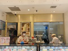 -花花卷卷·鲜食蛋糕(静安久光百货店)