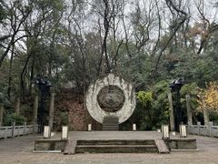 -杭州黄龙洞
