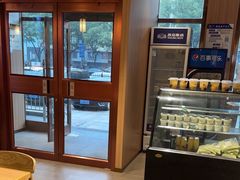 -护国寺小吃店(红莲南路店)
