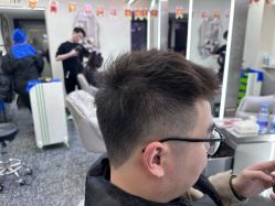 -东梵造型·烫发染发接发连锁SALON