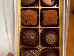 -Laderach 莱德拉(上海环贸iapm店)