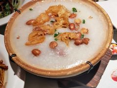 -新大咀港式茶餐厅(宝山万达店)