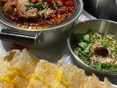 -大芊金重庆串串火锅(南京路店)
