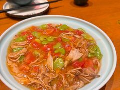 -老滇山寨•云南特色菜•地方菜•民族风情歌舞表演(金碧店)