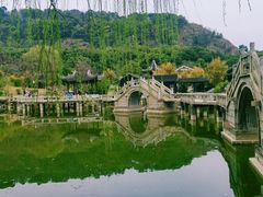 -灵岩山风景区
