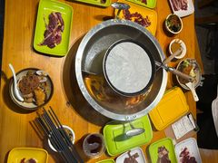 -养牛邓·潮汕牛肉海鲜自助火锅(广州店)