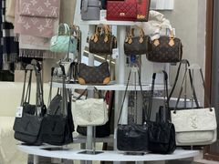 -六六奢品·vintage中古·回收二手奢侈品包包手表首饰(环球港店)