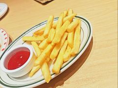 -菲滋意式餐厅(青悦城店)