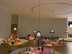 -涨巢·潮玩水疗局