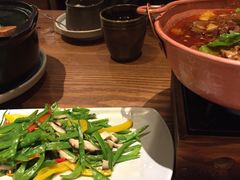 -云海肴·汽锅鸡·云南菜(天山百盛优客店)