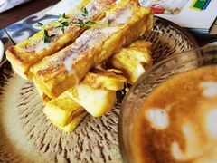 -静香HOUSE·全时段融合餐厅(七星欢乐颂店)