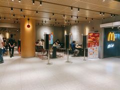 -麦当劳(中山公园龙之梦店)