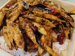 -临界音乐酒馆·小龙虾·江湖菜(华熙LIVE·鱼洞店)