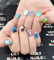 -LILY NAILS美甲美睫