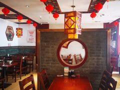大堂-佬钱湾仔(衣裳街店)