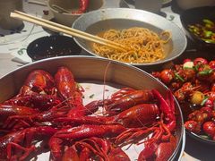 -巴厘龙虾·榜首油焖大虾(音乐学院·沿江酒馆店)