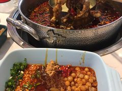 -蛙两只美蛙鱼头火锅(恒茂店)