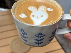 拿铁-白熊咖啡(闽江大道店)