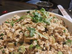 鸡蛋焖豆腐-大宝全猪馆(南京路店)