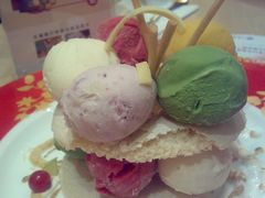 缤纷欢舞侧面-哈根达斯(国瑞店)