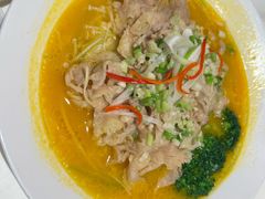 -巷子宽·酸菜鱼(迪士尼小镇店)