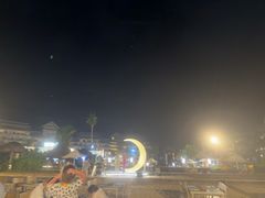 -亚龙湾希尔顿自助餐厅·海鲜·烧烤·沙滩BBQ·现场乐队