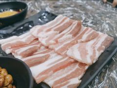 -啊美丽炭火烤肉(滑翔一店)