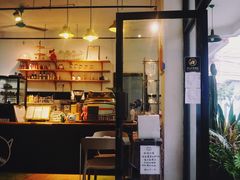 -怪兽咖啡 Monster Cafe