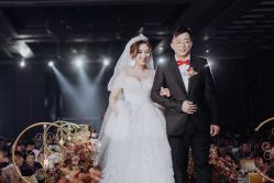 -予白婚纱礼服馆