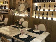 -HuaTa 花榻·花忆西葡餐厅(虹桥南丰城店)