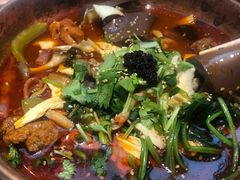 -成都你六姐·牛肉冒菜(上海环宇荟店)